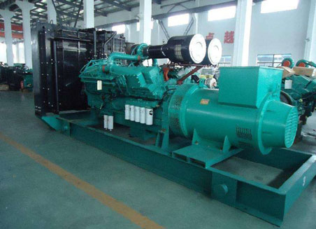 伊宁市800kw康明斯柴油发电机组图片 伊宁市800kw康明斯柴油发电机组图片